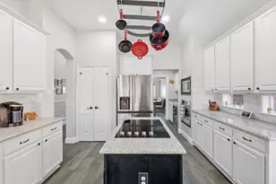 3704 Cottonwood Springs Dr, The Colony, TX 75056 - Photo 16