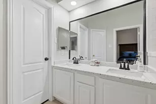 3704 Cottonwood Springs Dr, The Colony, TX 75056 - Photo 28