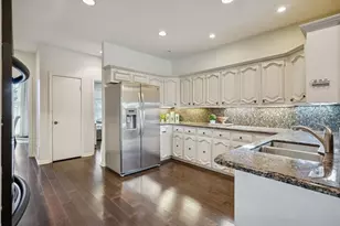 9635 Hilldale Dr, Dallas, TX 75231 - Photo 24