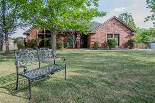 113 Brentwood Ln, Haslet, TX 76052 - Photo 2