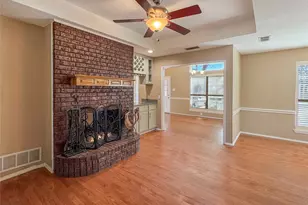 5502 Bradley Ct, Arlington, TX 76017 - Photo 12