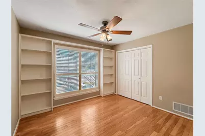 5502 Bradley Court, Arlington, TX 76017 - Photo 22