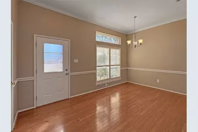 5502 Bradley Court, Arlington, TX 76017 - Photo 4