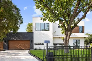 9943 Coppedge Ln, Dallas, TX 75220 - Photo 32