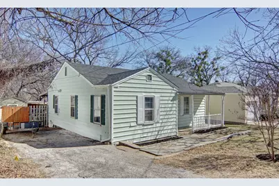 813 S Lamar Street, Weatherford, TX 76086 - Photo 2