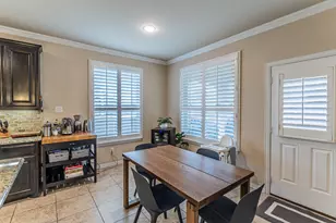 2935 Salina Dr, Grand Prairie, TX 75054 - Photo 12