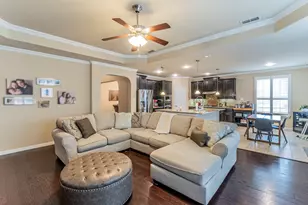 2935 Salina Dr, Grand Prairie, TX 75054 - Photo 4