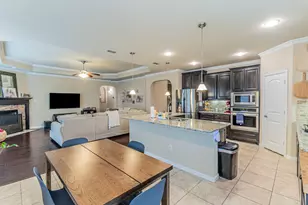 2935 Salina Dr, Grand Prairie, TX 75054 - Photo 10