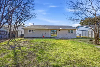 514 Country Lane, Grand Prairie, TX 75052 - Photo 12