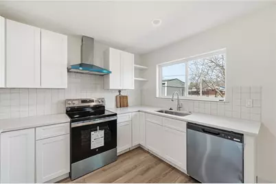 514 Country Lane, Grand Prairie, TX 75052 - Photo 4