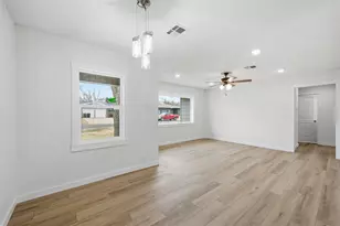 1814 S 43rd St, Temple, TX 76504 - Photo 8