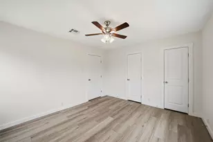 1814 S 43rd St, Temple, TX 76504 - Photo 18