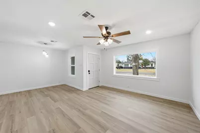 1814 S 43rd Street, Temple, TX 76504 - Photo 6