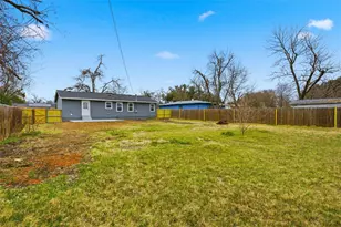 1814 S 43rd St, Temple, TX 76504 - Photo 22