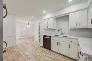 7411 Carta Valley Dr, Dallas, TX 75248 - Photo 8