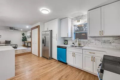 624 Forest Lane, Hurst, TX 76053 - Photo 12