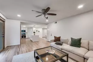 624 Forest Ln, Hurst, TX 76053 - Photo 16