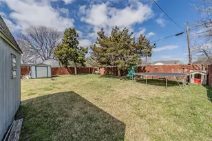 1102 W Russell Ave, Carrollton, TX 75006 - Photo 24