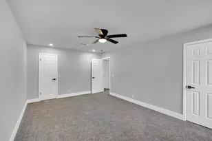 216 Laura Dr, Burleson, TX 76028 - Photo 12