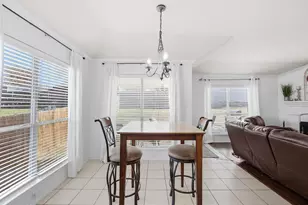 211 Carriage Dr, Willow Park, TX 76087 - Photo 8