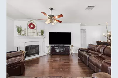 211 Carriage Drive, Willow Park, TX 76087 - Photo 10