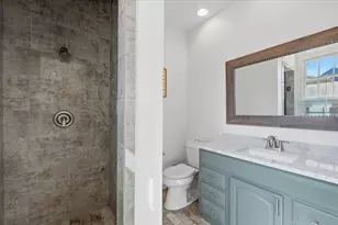 108 Lindenwood Dr, Fort Worth, TX 76107 - Photo 26