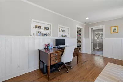 108 Lindenwood Drive, Fort Worth, TX 76107 - Photo 18