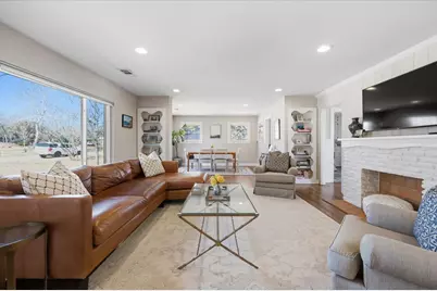 108 Lindenwood Drive, Fort Worth, TX 76107 - Photo 6