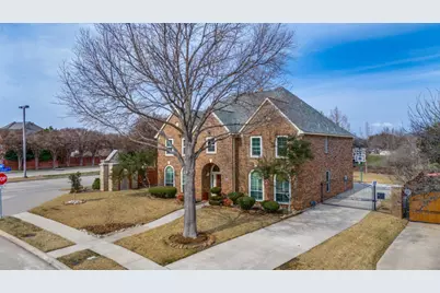 702 E Peninsula Drive, Coppell, TX 75019 - Photo 2