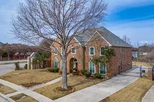 702 E Peninsula Dr, Coppell, TX 75019 - Photo 2