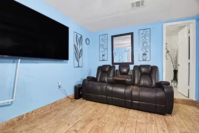 1615 Barlow Avenue, Dallas, TX 75224 - Photo 4