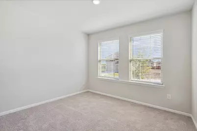 418 Kingsbury Avenue, Princeton, TX 75407 - Photo 4