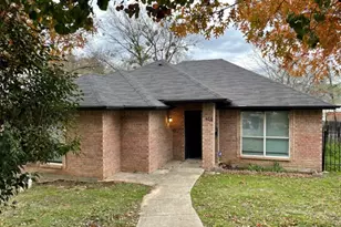 400 Starr St, Dallas, TX 75203 - Photo 1