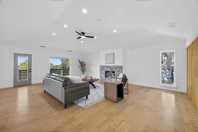 250 Oak Hill Drive, Trophy Club, TX 76262 - Photo 10