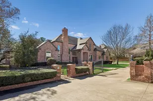 5207 Leesburg Ct, Arlington, TX 76017 - Photo 2