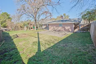 3821 Winifred Dr, Fort Worth, TX 76133 - Photo 34