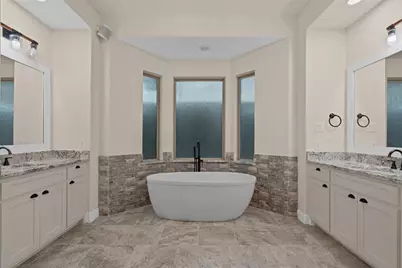 5623 Matalee Avenue, Dallas, TX 75206 - Photo 10