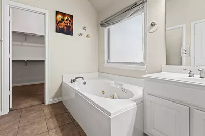 311 Park Crest Avenue, Euless, TX 76039 - Photo 20