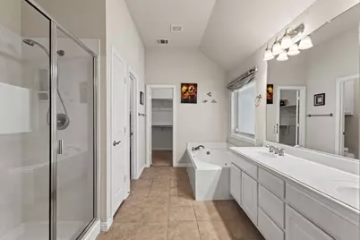 311 Park Crest Avenue, Euless, TX 76039 - Photo 16