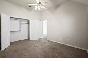 311 Park Crest Ave, Euless, TX 76039 - Photo 10