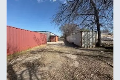 2101 Delante Street, Haltom City, TX 76117 - Photo 20