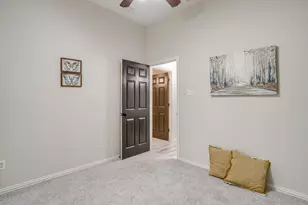 1105 Blackbird Ct, Burleson, TX 76028 - Photo 36