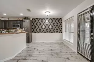 1105 Blackbird Ct, Burleson, TX 76028 - Photo 12