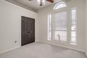 1105 Blackbird Ct, Burleson, TX 76028 - Photo 34