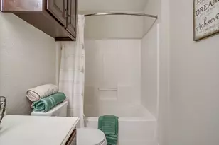 1105 Blackbird Ct, Burleson, TX 76028 - Photo 38