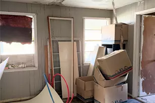 206 E Colorado, Groesbeck, TX 76642 - Photo 8