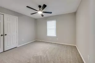 3657 Village Green Dr, Grand Prairie, TX 75052 - Photo 22