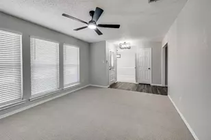 3657 Village Green Dr, Grand Prairie, TX 75052 - Photo 4