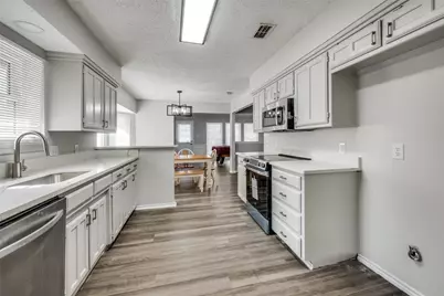 3657 Village Green Drive, Grand Prairie, TX 75052 - Photo 6