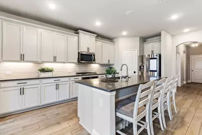 7313 Willow Thorne Drive, Little Elm, TX 76227 - Photo 8